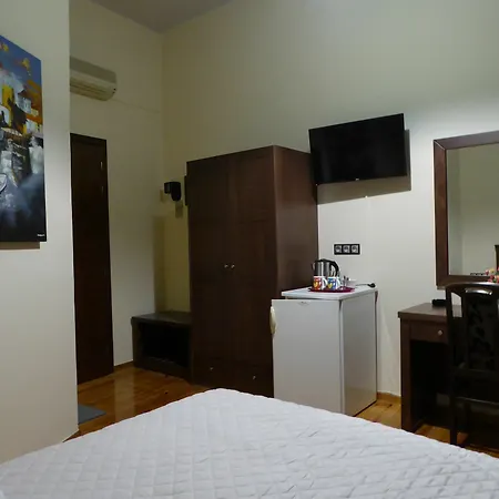 Sea Front Old Town Otel 2*
