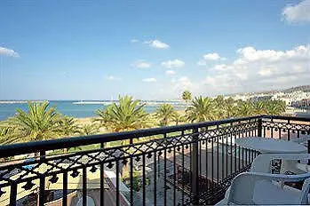 فندق Sea Front Old Town 2*